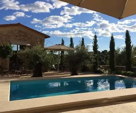 Montebello Bed & Breakfast