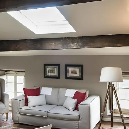 B&B Montebello 카마이오레